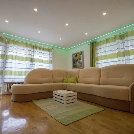 Apartma Mojca *