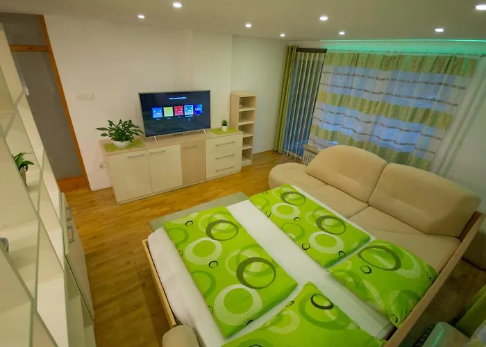 Apartma Mojca Appartement *